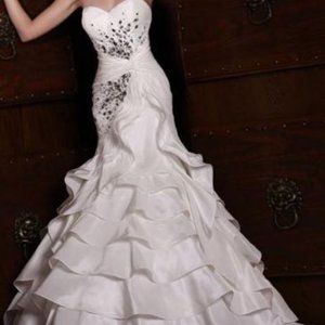 Impressions Style #10139 White Wedding/Ball Gown - Size 4